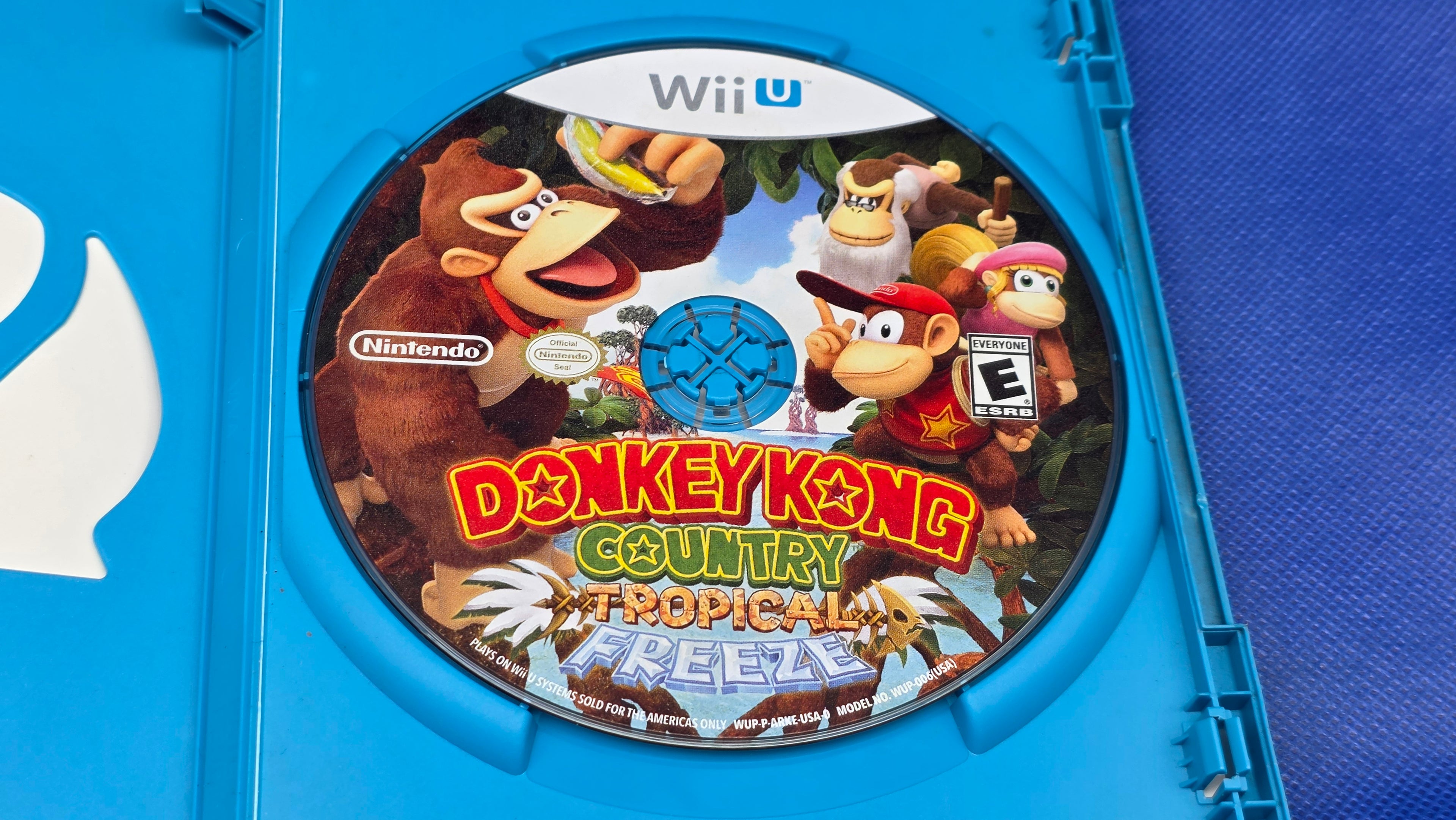 Wii U  -  Donkey Kong Country: Tropical Freeze   -  #695
