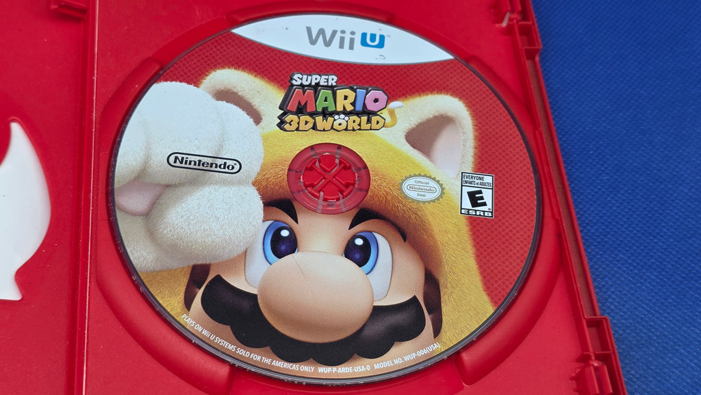 Wii U  -  Super Mario 3D World   -  #698