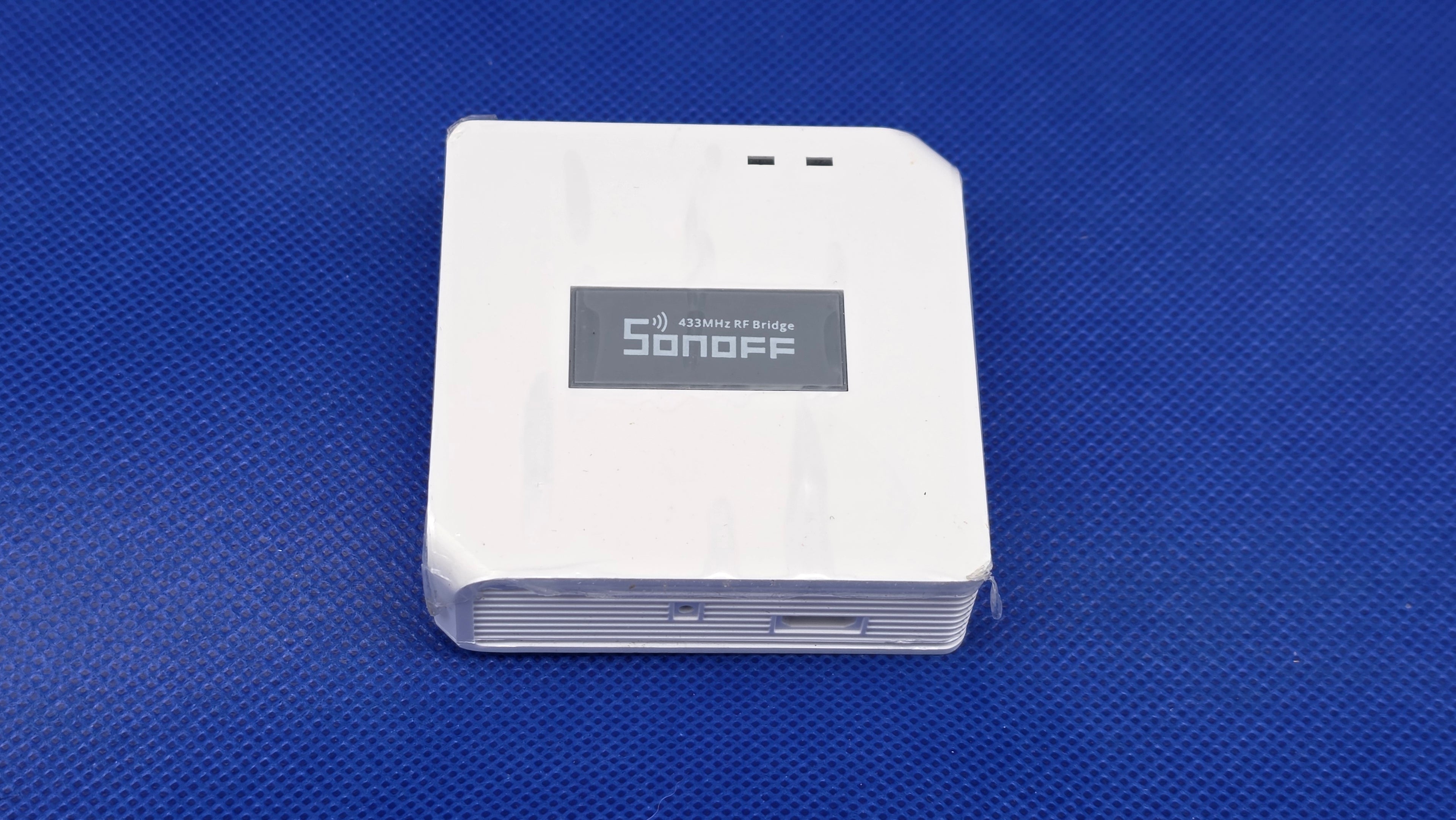 SONOFF RF BridgeR2 433 Smart Hub WiFi RF433MHz Wireless Controller Smart Gateway